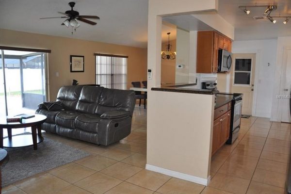 2667-Ceram-Ave-Orlando-FL2-600x400