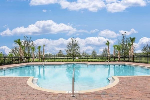 7165-Summerlake-Groves-St-Winter-Garden-FL1-600x400