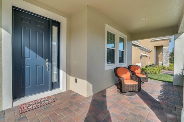 15890 Citrus Grove Loop- Winter Garden- FL 34787 - 04 - Porch