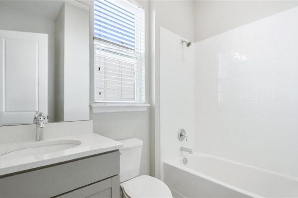 2229-Antilles-Club-Dr-Kissimmee-FL-12-600x400