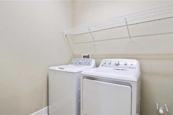 2237-Antilles-Club-Dr-Kissimmee-FL-13-600x400