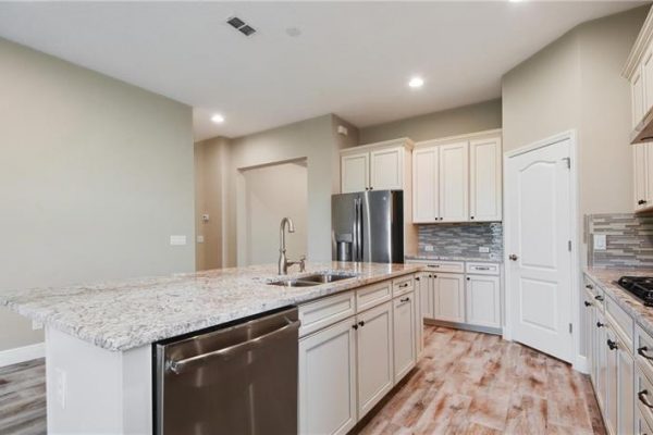 2237-Antilles-Club-Dr-Kissimmee-FL-5-600x400 (1)