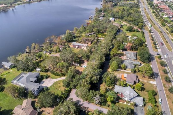 6558-Sawyers-Shores-Ln-Windermere-FL-4-600x400