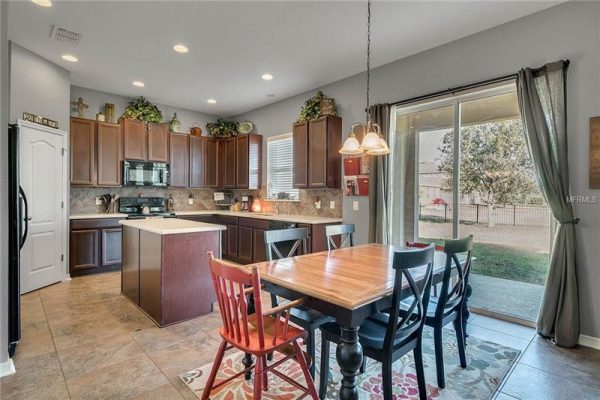 774-Ayden-Oak-Lane-11-600x400