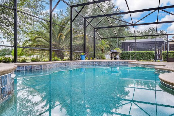 15216-Hayworth-Dr-Winter-Garden-FL-34787-06-Pool-600x400