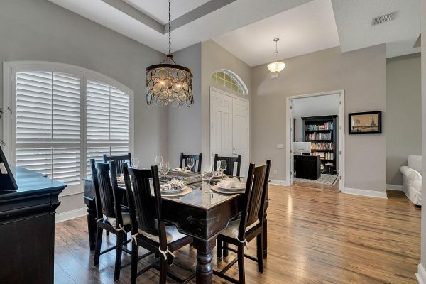 15988-Sweet-Murcott-Ct-Winter-Garden-FL-34787-03-Foyer-600x400