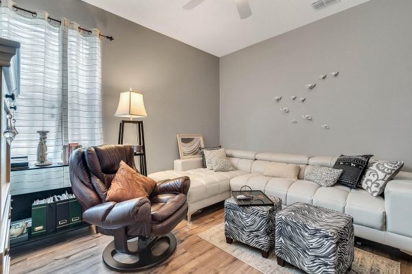15988-Sweet-Murcott-Ct-Winter-Garden-FL-34787-06-Bonus-Room-600x400