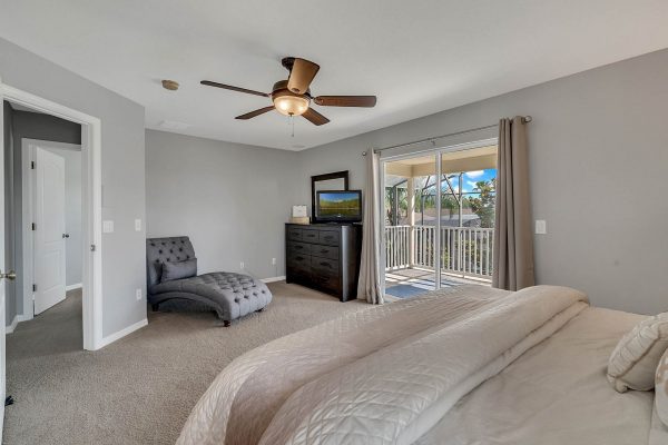 1345-Portmoor-Way-Winter-Garden-FL-34787-26-Master-Bedroom-600x400