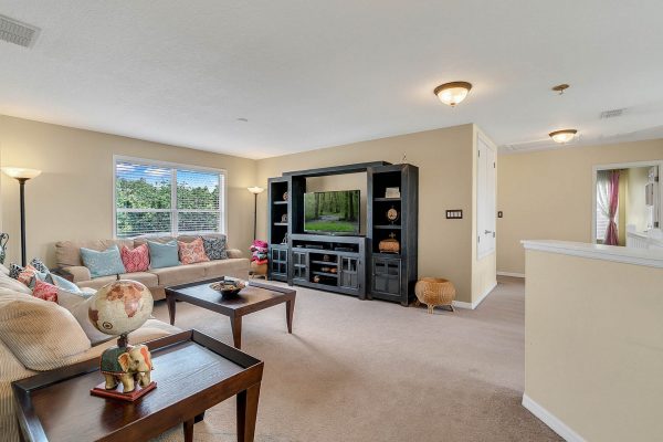 14826-Tullamore-Loop-Winter-Garden-FL-34787-18-Loft-600x400