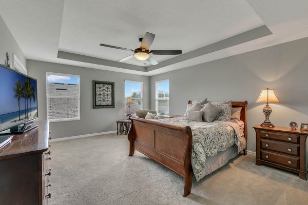 2989-Park-Meadow-Dr-Apopka-FL-32703-14-Master-Bedroom-600x400