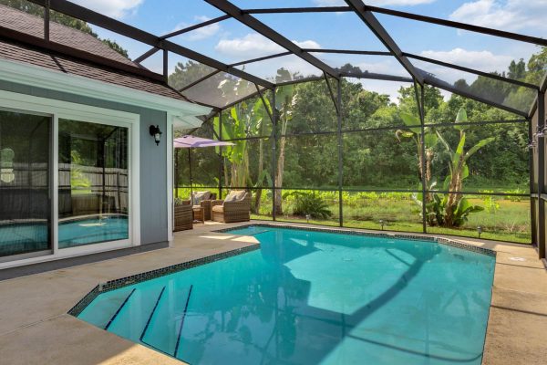 633-Remington-Oak-Dr-Lake-Mary-FL-32746-03-Pool-600x400