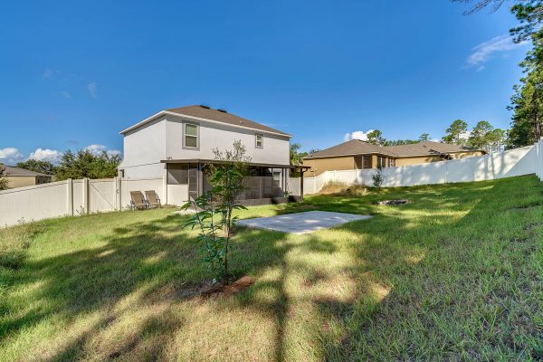 206-Colonial-Pine-Ln-Minneola-FL-34715-24-Backyard-600x400