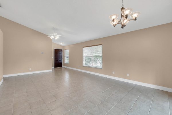 807-Rivecon-Ave-Orlando-FL-32825-14-600x400