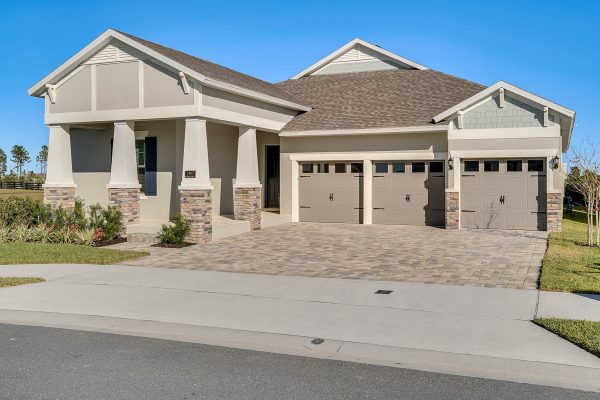 7407-Pomelo-Grove-Dr-Winter-Garden-FL-34787-02-Front-600x400