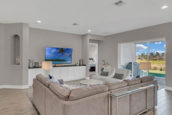 7407-Pomelo-Grove-Dr-Winter-Garden-FL-34787-09-Family-Room-600x400