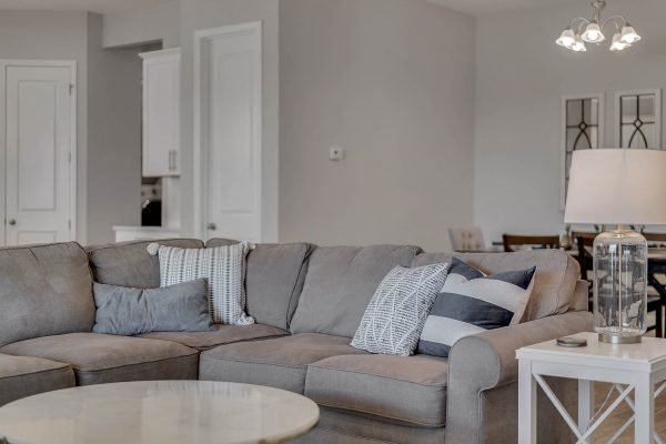 7407-Pomelo-Grove-Dr-Winter-Garden-FL-34787-11-Family-Room-600x400