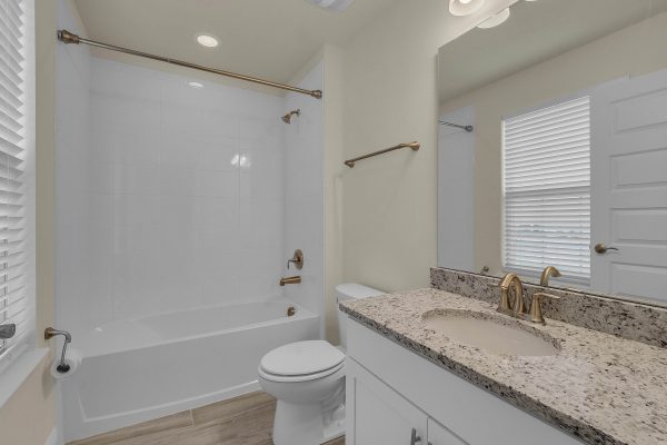 16043-bayou-crest-dr-winter-garden-fl-34787-04-600x400