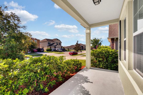 160-cabrillo-drive-groveland-fl-34736-04-600x400
