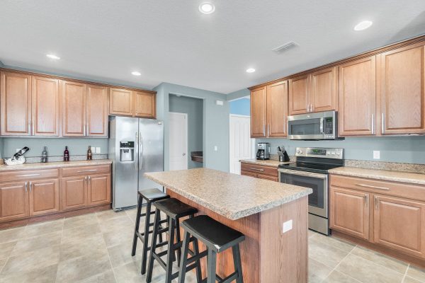 160-cabrillo-drive-groveland-fl-34736-26-600x400