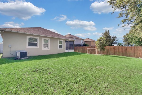 160-cabrillo-drive-groveland-fl-34736-30-600x400