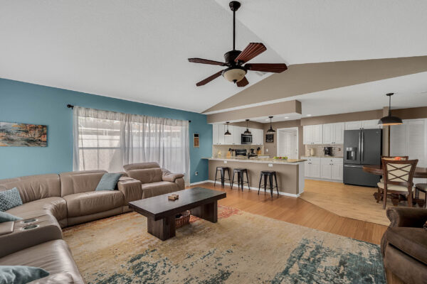 306 Sterling Lake Drive, Ocoee, FL 34761