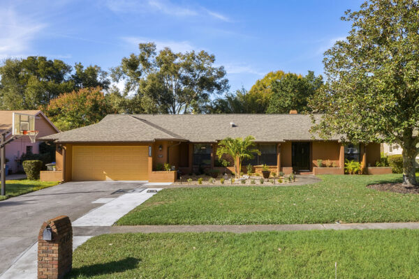 5712 Pitch Pine Drive, Orlando, FL 32819