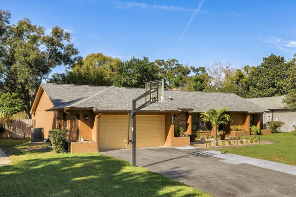 5712 Pitch Pine Drive, Orlando, FL 32819