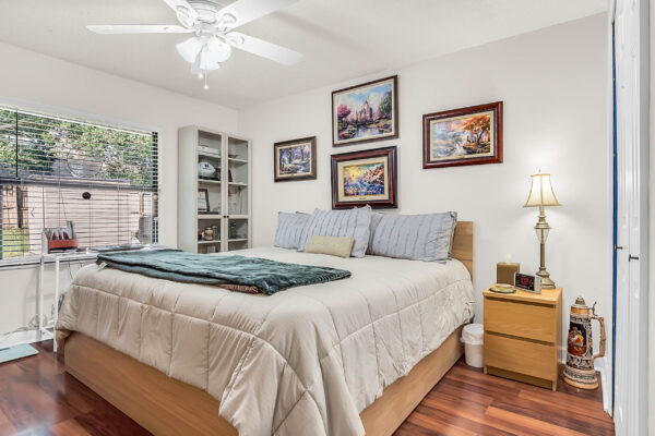 5712 Pitch Pine Drive, Orlando, FL 32819