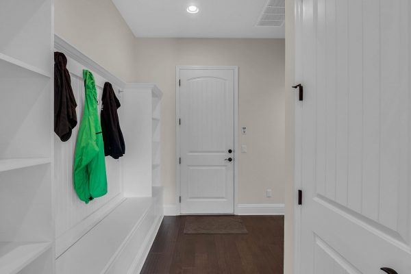 9442-prince-harry-drive-orlando-fl-32836-43-scaled-600x400