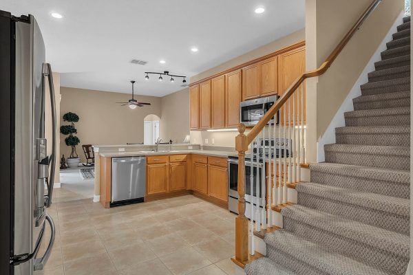 14066-zephermoor-lane-winter-garden-fl-34787-37-scaled-600x400