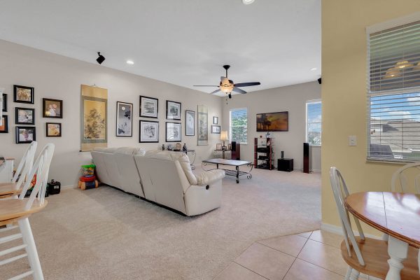 1922-Jean-Marie-Dr-Winter-Garden-FL-34787-10-Family-Room-600x400
