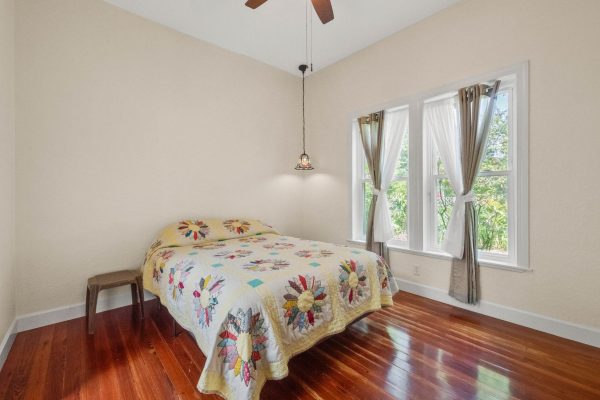 329-south-woodland-street-winter-garden-fl-34787-04-scaled-600x400