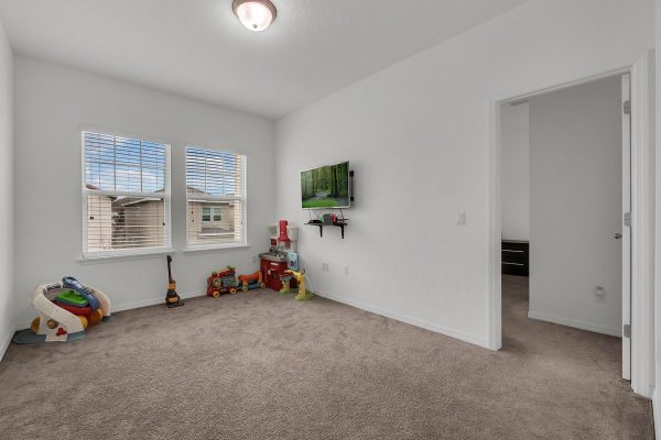 9331-mira-valle-lane-winter-garden-fl-34787-14-scaled-600x400