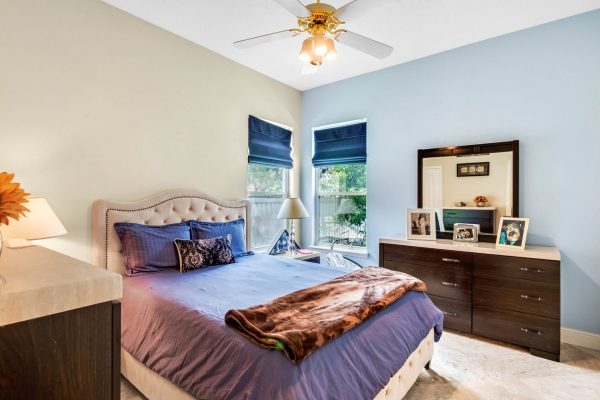 4819-wingrove-boulevard-orlando-fl-32819-18-scaled-600x400