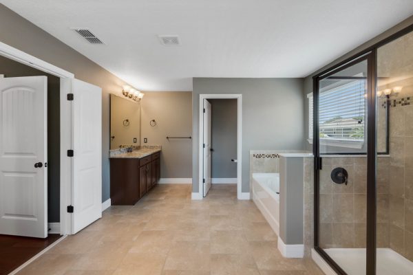 627-lake-cove-pointe-circle-winter-garden-fl-34787-14-scaled-600x400