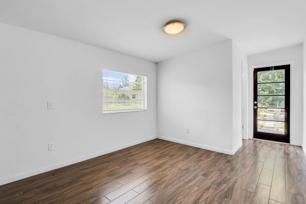 330-apopka-street-winter-garden-fl-34787-04-scaled-600x400