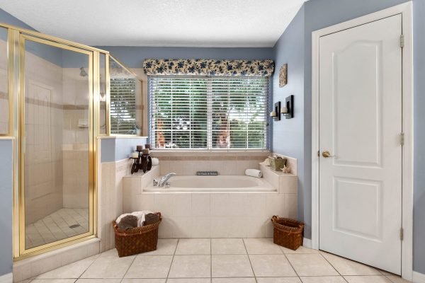 1336-marble-crest-way-winter-garden-fl-34787-09-scaled-600x400