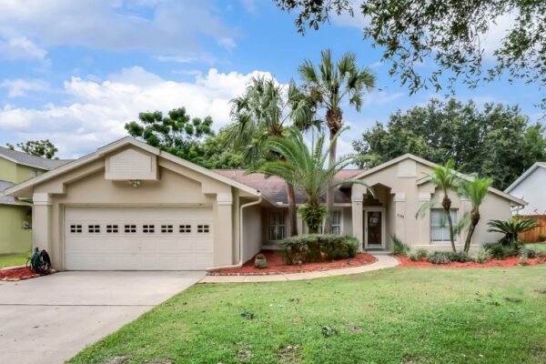 8088-wellsmere-circle-orlando-fl-32835-01-768x576