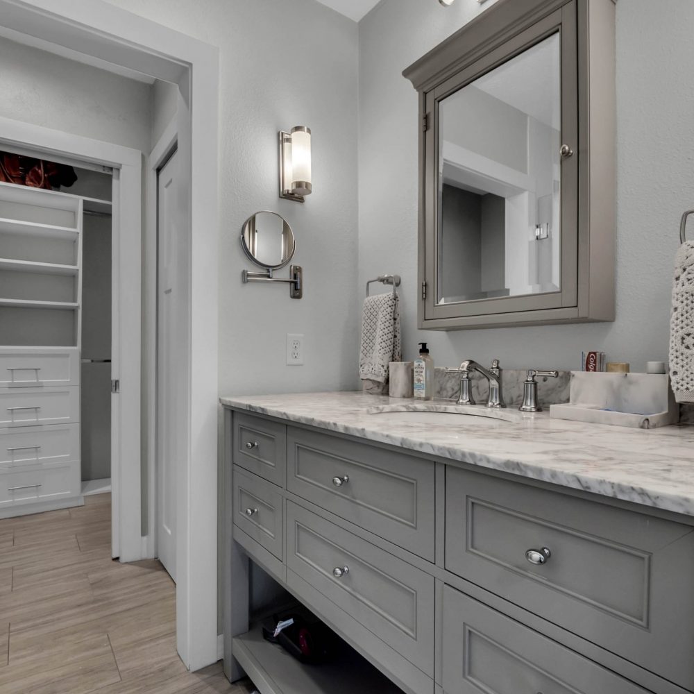 1350-crescent-lake-drive-windermere-fl-34786-09-scaled-1000x1000