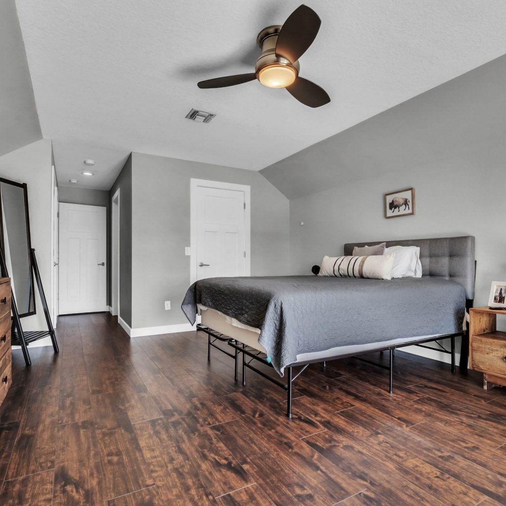 1350-crescent-lake-drive-windermere-fl-34786-28-scaled-1000x1000