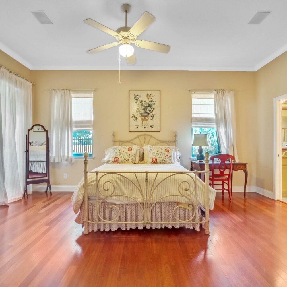 10554-woodchase-circle-orlando-fl-32836-05-scaled-1