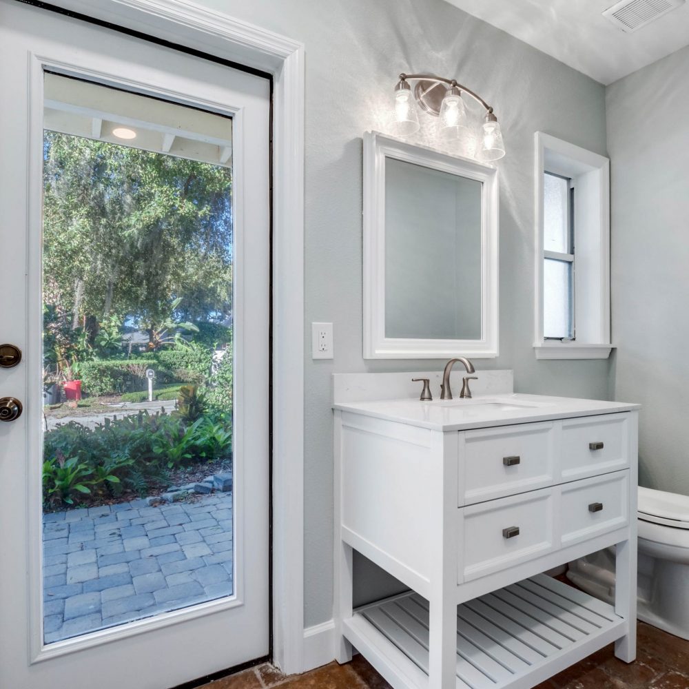 125-north-drive-windermere-fl-34786-15-scaled-1-1000x1000